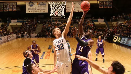 Jacks roll in quarterfinals, down Western 71-50