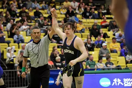 #14 Pack Makes Jackrabbit History at Midlands