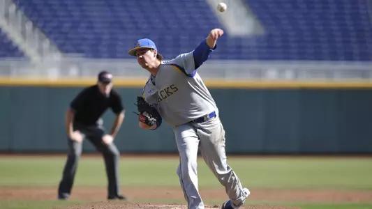 Jacks drop 3-1 game to host Governors