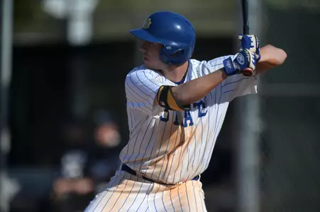 Opportunistic Huskies down Jacks, 9-6