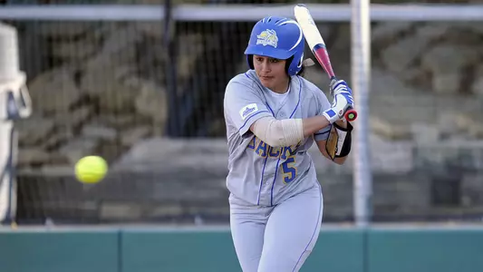 Softball Drops Two at Fresno State Classic