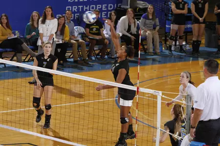 SDSU Volleyball falls to NDSU