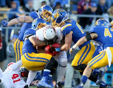 Jacks travel to in-state rival USD
