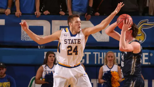 Daum Double-Double Comes in Loss at NDSU