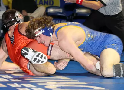 No. 2 Hawkeyes down Jackrabbits
