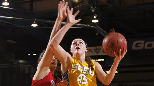 Ellie Thompson Highlights