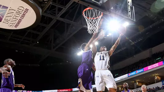 Jacks Roll to 87-50 Quarterfinal Win over Western