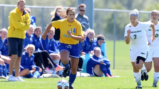 SDSU opens tournament with 3-1 victory