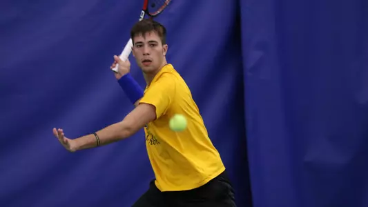 Men?s Tennis lose in Oklahoma