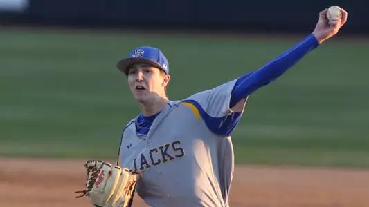 Jacks drop split doubleheader