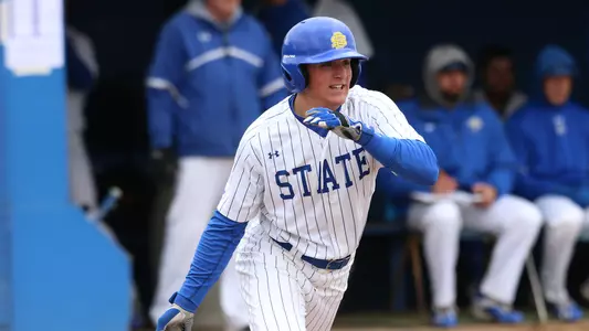 Mavericks win series opener from SDSU Image