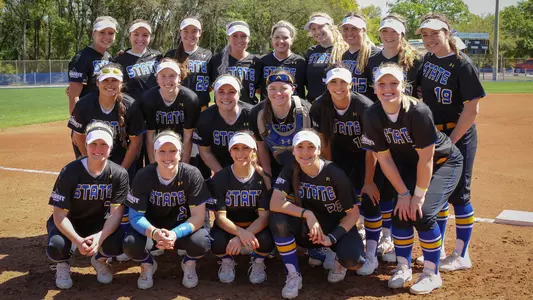 2018 Softball Team Photo