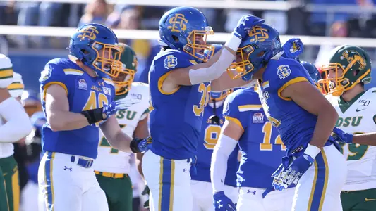 Football Team Teaser NDSU-4