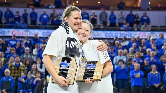 Myah Selland and Haleigh Timmer