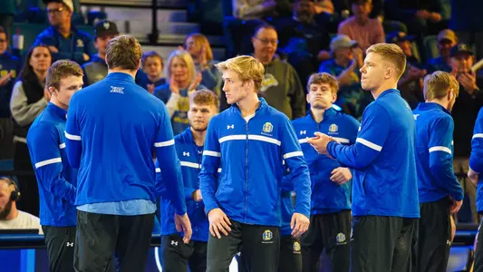 DERRICK CARDINAL/TEAM VS AUGIE