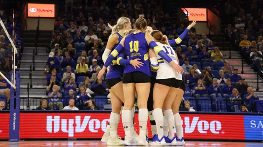 Volleyball team huddle preview teaser