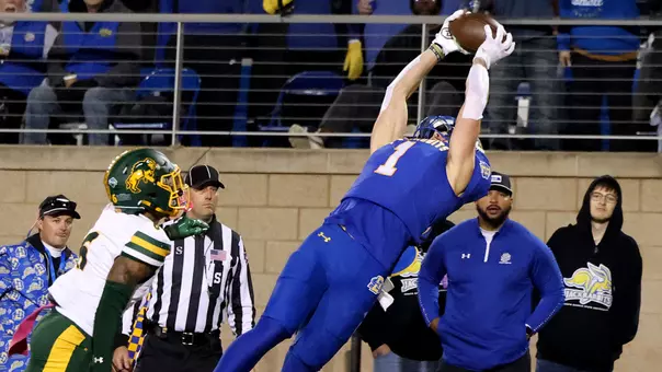 Lofton O'Groske TD Catch vs NDSU 2025