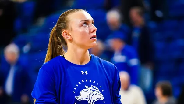 Brooklyn Meyer warming up for a basketball game