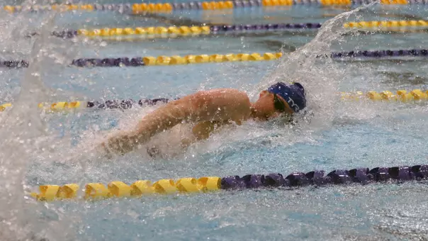 Aidan Carstensen swimming in the freestyle