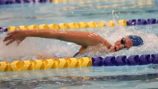 Gigi Hioki freestyle swimming