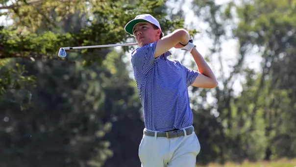 Jacob Wilson swinging a golf club