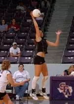 Freshman Laura Cramer