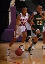 Sophomore Nikki Carr