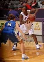 Junior Jessica Gaines