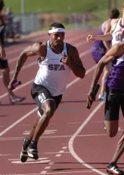 Senior Stephon Rhea