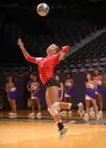 Laurel Kuepker will be making the transition from libero to setter in 2009.