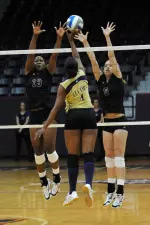 Ashley Bailey and Emily Franklin combined for 13 kills in Friday's sweep of Alcorn State.