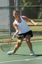 Sophomore Alice Pacaut wins both singles matches 6-1, 6-0