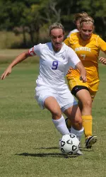 Kylie Louw scored the game-winning goal in Sunday's 2-1 victory against McNeese State