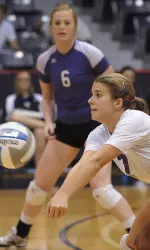 Madison Hanlan went over the 1,000-dig mark for her career against Sam Houston State on Wednesday.