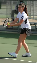 Alice Pacaut picked up both a doubles and a singles win against UNO.