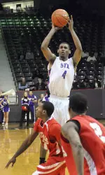 Walt Harris led all players with 18 points Saturday at Lamar