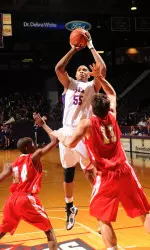 Jereal Scott scored 14 points in Saturday's loss at Lamar