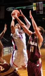 Jereal Scott scored 15 points to lead SFA against Southeastern Louisiana