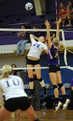 Taylor Gross led SFA with 14 kills on Saturday at UT-Arlington.