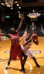 Sophomore forward Annette Davis and the rest of the Ladyjacks will look for their 10th win of the season Friday at SMU.