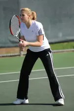 Ladyjacks close out 2011 with 6-1 win over UTSA.