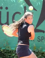 Daphne Friedrichs signs with SFA.