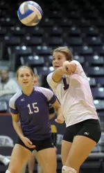 Madison Hanlan averaged 6.00 digs per set in SFA's two matches on Friday.