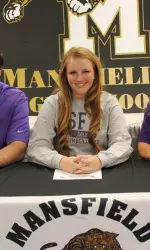 Jessica White signs with SFA women's golf.