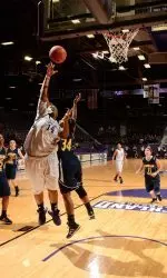 Annette Davis and the Ladyjacks travel to Rice Saturday at 2 p.m.