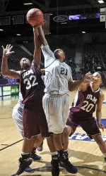 Sophomore forward Daylyn Harris scored a career-high 17 points against Tulsa.