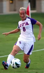 Senior midfielder Kylie Louw was named the SLC Offensive Player of the Week on Tuesday.