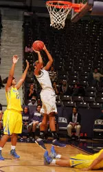 Porsha Roberts scored a team-high 21 points in a losing effort Wednesday.