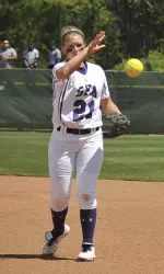 Lindsay Campbell recorded her first double of the year on Monday night at UTSA