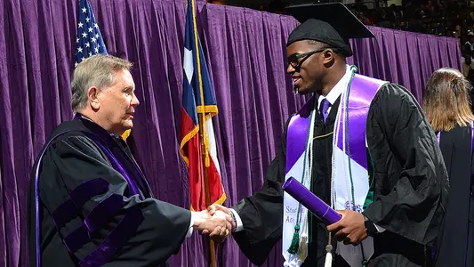 WallsGraduate